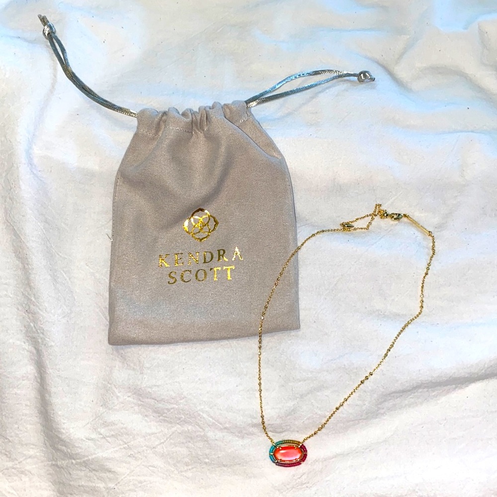 SOLD Kendra Scott Threaded Elisa Gold Pendant Necklace